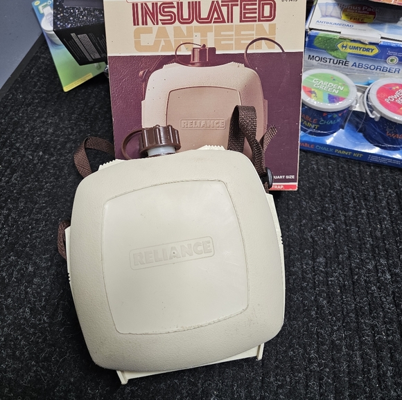 Vintage reliance canteen - Picture 4 of 4